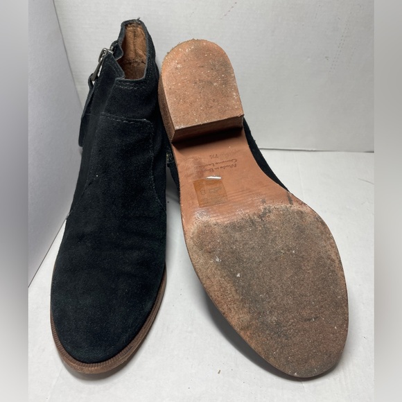 Madewell Janice Suede Black Booties Size 7 1/2 - Picture 11 of 13